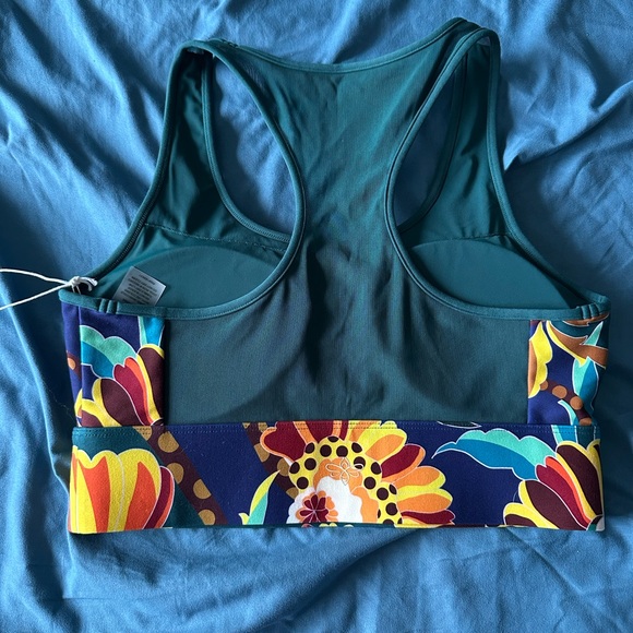 Floral Sports Bra - Picture 2 of 3